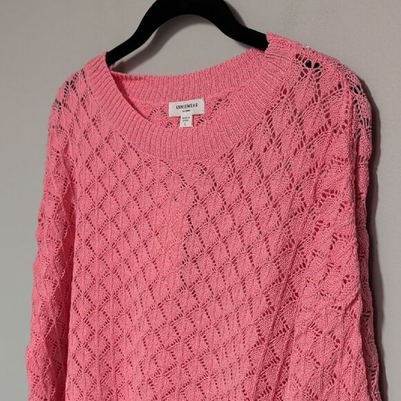 Elegant Pink Crew Neck Sweater - Picture 3 of 7